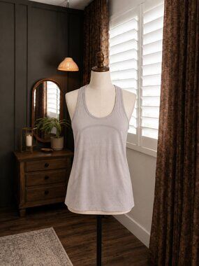 Lululemon Ladies Large Swifty Tech 2.0 Tank